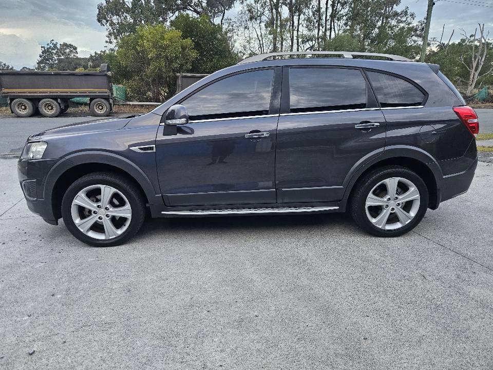 2013 Holden Captiva LTZ easy finance 4.jpg